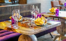 Crowne Plaza Muscat Ocec By Ihg